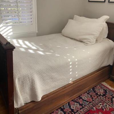 H - 528:  Antique French Style Twin Bed with side rails 