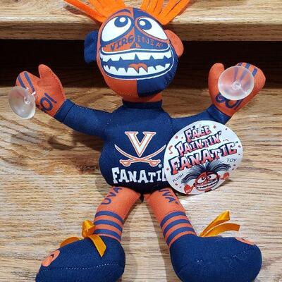 Lot 433: Virginia Face Painting Fanatic Suction Plushie