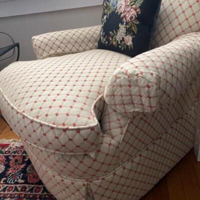 H - 535: Upholstered Arm Chair w/ extra fabric 
