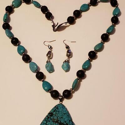 Lot 448: Signed Native American Sterling & Spiderweb Turquois Necklace and Earrings 