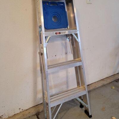 Lot #461: 4' WAGNER Aluminum Step Ladder 