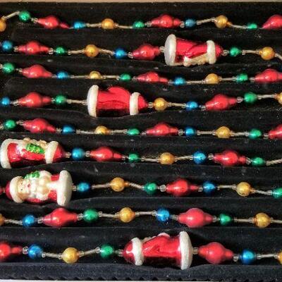 Lot #148  Thomas Paccione "Museum" Series Christmas Garland