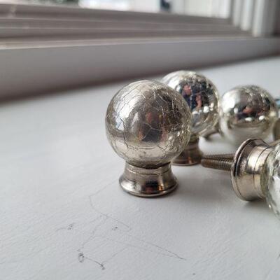 Lot #486: Large Variety of Door or Cabinet Pulls DESIGN CENTRIC