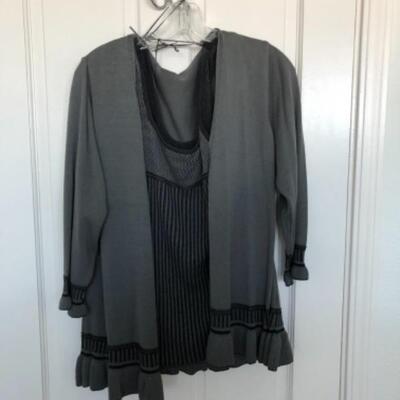 Lot 115U. Lot of 11 new and used casual wearâ€”Size Large, Check Description for designers, skirts, tops, leather--$125