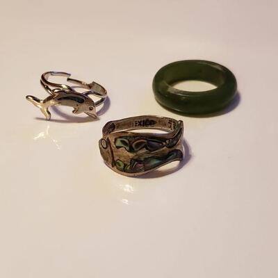 Lot 491:  Vintage Rings (Taxco, Jade, Abalone)