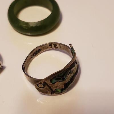 Lot 491:  Vintage Rings (Taxco, Jade, Abalone)