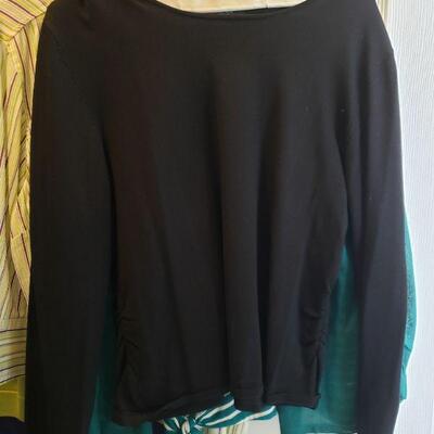 Lot 524: Shirt lot