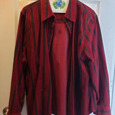 Lot 525: Shirt lot
