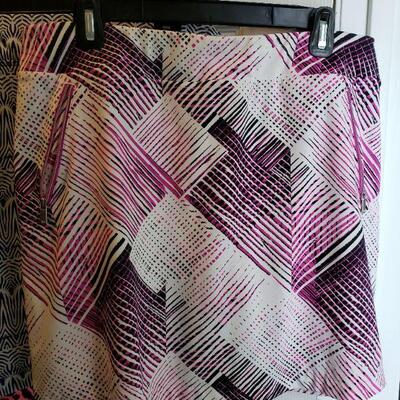 Lot 528: Golf Skirt lot
