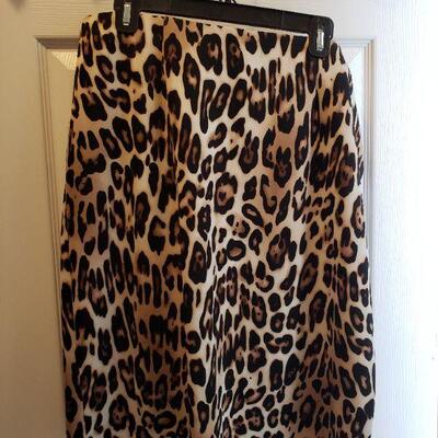 Lot 529: Golf Skirt lot