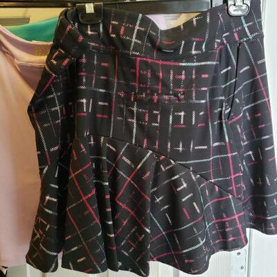 Lot 529: Golf Skirt lot