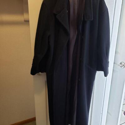 Lot 531: Ladies Black Wool Winter Coat