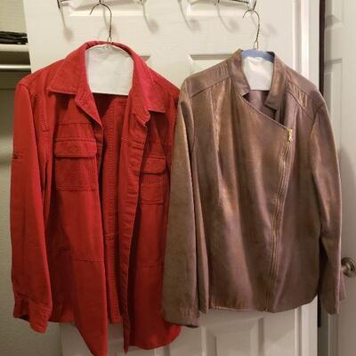 Lot 533: (2) Jackets lot