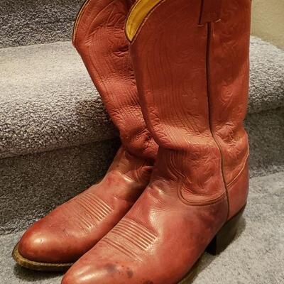 Lot 548: Tony Lama Cowboy Boots
