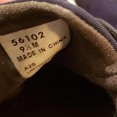 Lot 549: Golf Shoes lot