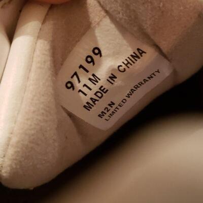 Lot 549: Golf Shoes lot