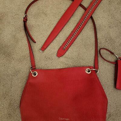 Lot 552: Calvin Klein Purse lot (2 purses- 1 with interchangeable strap)