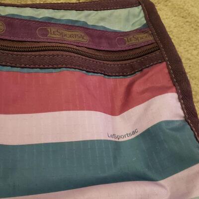 Lot 560: Le Sport Sac lot