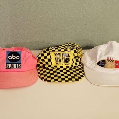 Lot 562: Vintage Hat lot