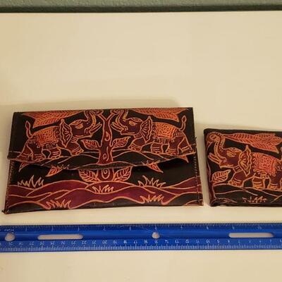 Lot 566: African Wallets