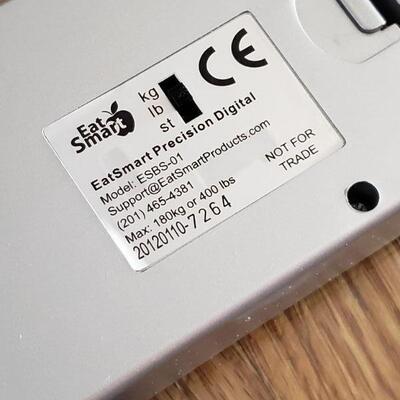 Lot 570: Bathroom Digital Scale