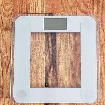 Lot 570: Bathroom Digital Scale