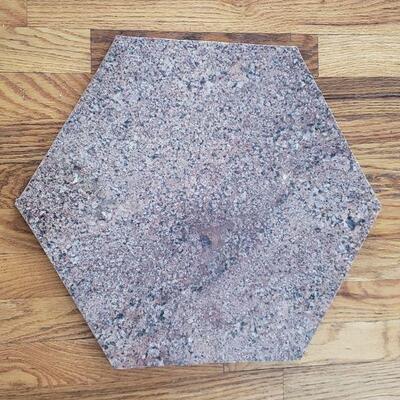 Lot 573: Granite Top