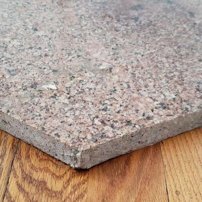 Lot 573: Granite Top