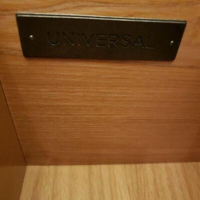 Lot 592: Universal Queen Size Bed