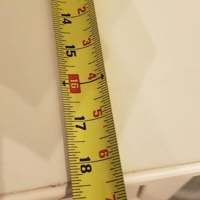 Lot 593: Universal Dresser