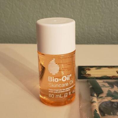 Lot 603:  Toiletries lot