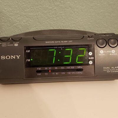 Lot 606: Dream Machine Alarm Clock