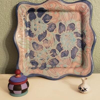 Lot 607: Wood & Ceramic Artist Pieces 