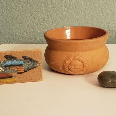 Lot 608: Sand painting Magnet, Ceramic Vessel & a Worry Stone