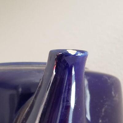 Lot 614: Blue Tea/Coffee Pot, White Creamer and Sugar