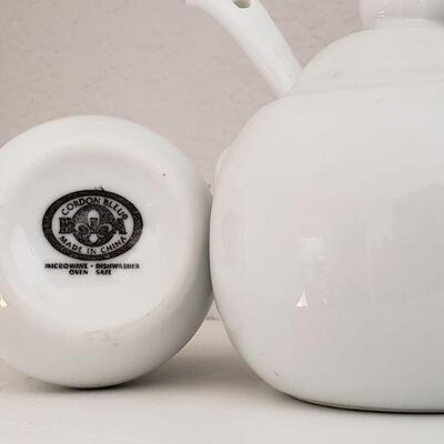 Lot 614: Blue Tea/Coffee Pot, White Creamer and Sugar