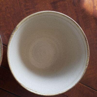 Lot 618: (2) Small Signed Artist Bowls