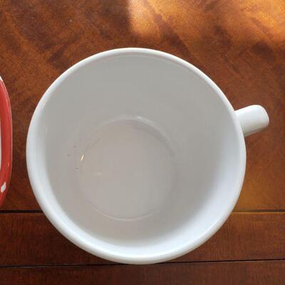 Lot 619: (2) Small Christmas Bowls