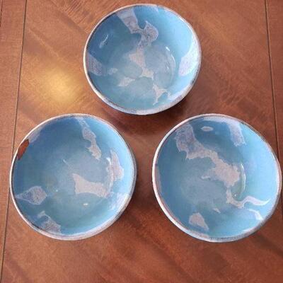 Lot 624: (3) Pottery Bowls