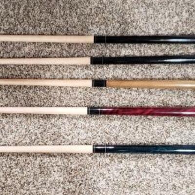 Lot 625: Billiards Home Pool Table Stick Set