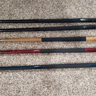 Lot 625: Billiards Home Pool Table Stick Set