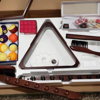 Lot 626: The Level Best Billard Accessories Kit with Magnum Pool Balls