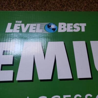 Lot 626: The Level Best Billard Accessories Kit with Magnum Pool Balls