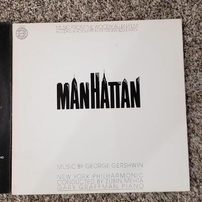 Lot 631: URBAN COWBOY + MANHATTAN (Woody Allen) SOUNDTRACK Viny Record Lot