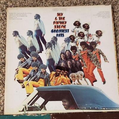 Lot 634: STEVIE WONDER, SLY AND THE FAMILY STONE + WISON PICKETT Vinyl lot