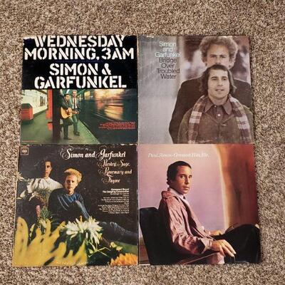 Lot 644: Vintage SIMON AND GARFUNKEL Vinyl Record lot 