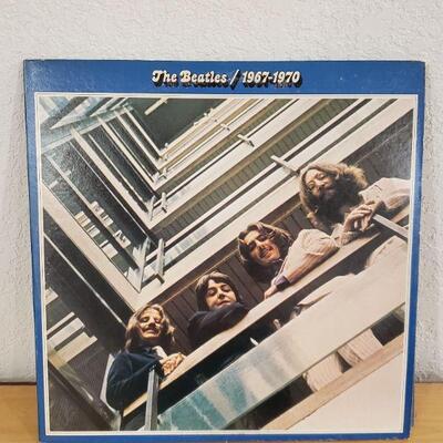 Lot 652: Vintage 1967-1970 Compilation by The Beatles Vinyl Record 