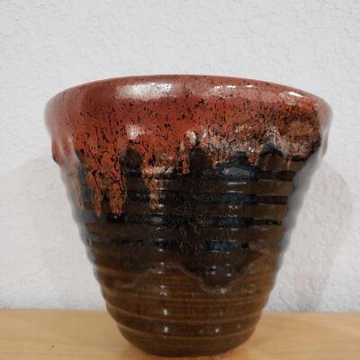 Lot 671: Artist Sign Pottery Vase/Wall Pocket