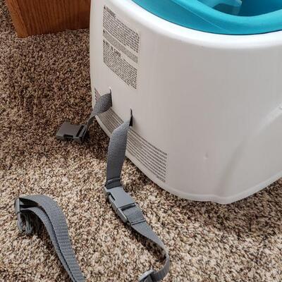 Lot 674: Baby/Toddler Seat