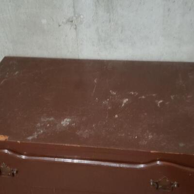 Lot 681: Small Antique Cabinet 